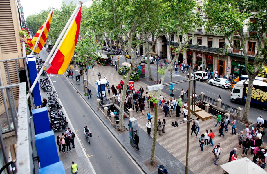 hostal-ramblas-barcelona-013