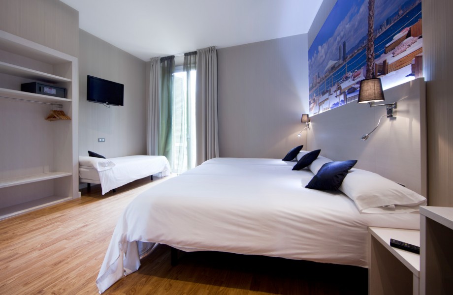 hostal-ramblas-barcelona-010